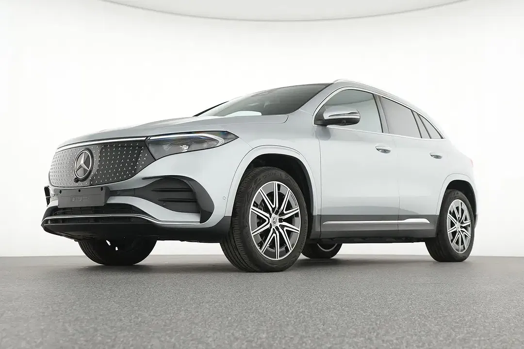 Mercedes-Benz EQA 250 AMG Line - Thumbnail 10