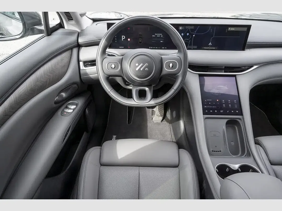 MG IM6 EV AWD Premium - Thumbnail 13