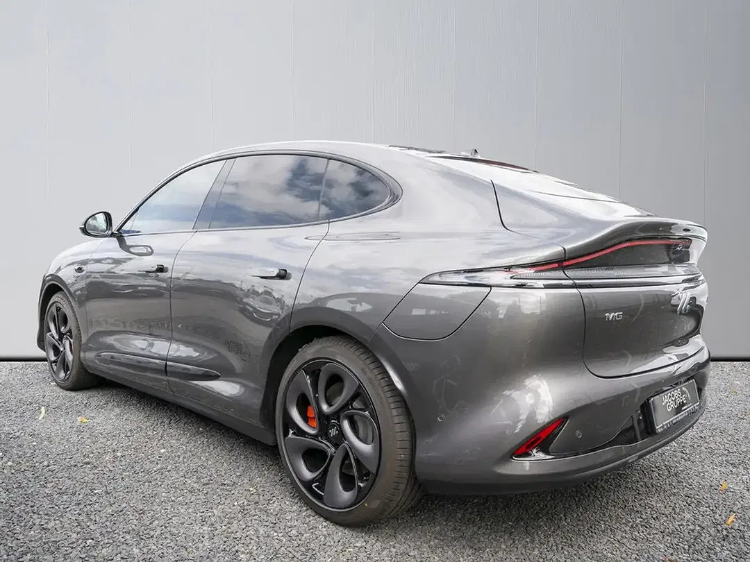 MG IM6 EV AWD Premium - Thumbnail 4