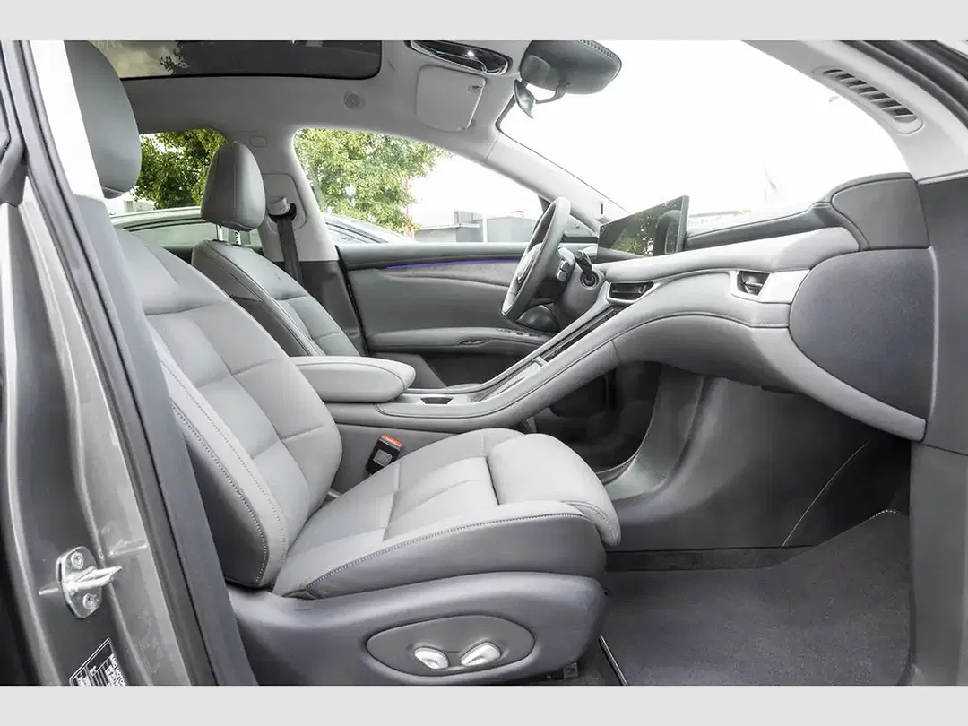 MG IM6 EV AWD Premium - Thumbnail 7