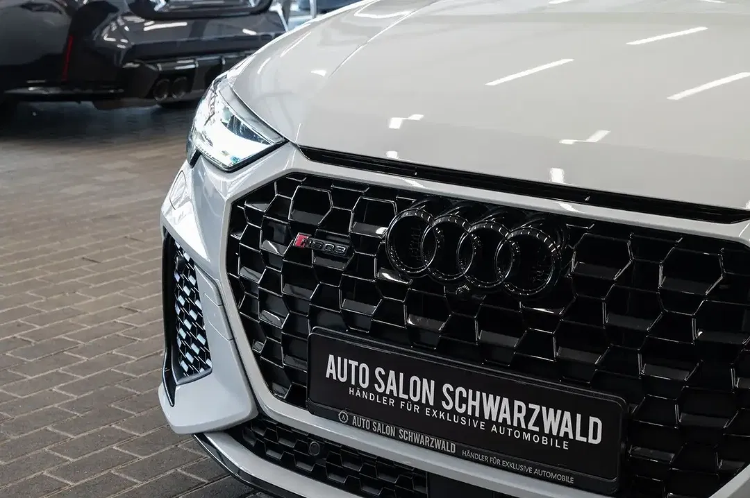 Audi RS Q3 2.5 TFSI Matrix LED - Thumbnail 10