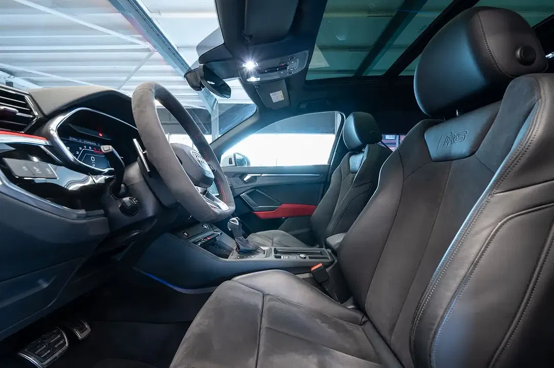 Audi RS Q3 2.5 TFSI Matrix LED - Thumbnail 12