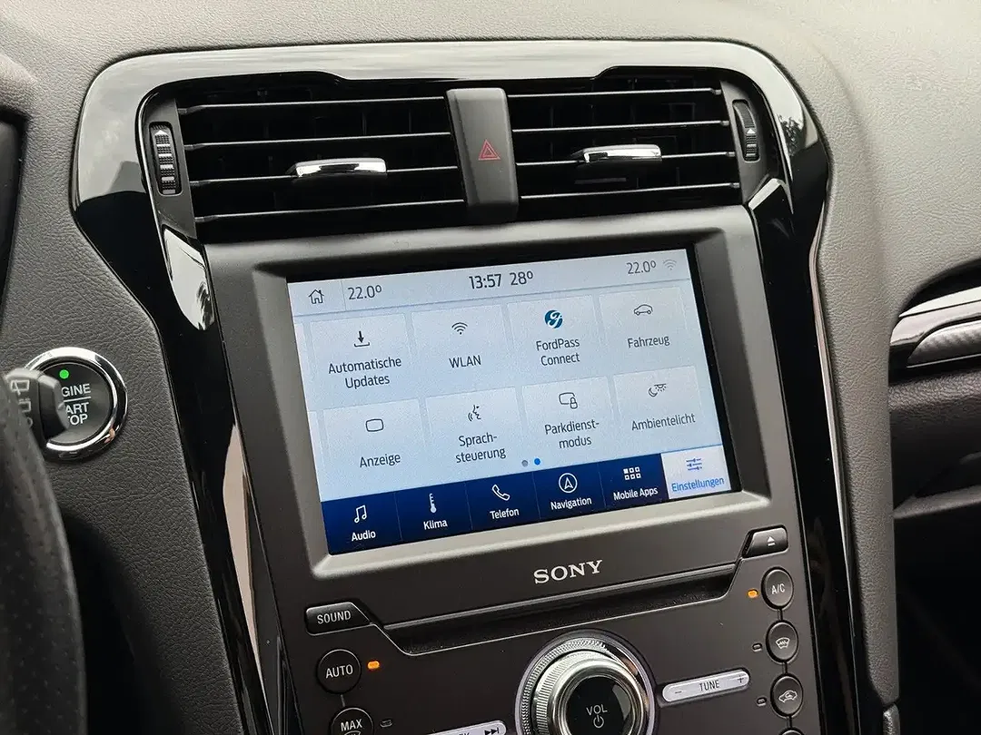 Ford Mondeo 2.0 Hybrid ST-Line - Thumbnail 12