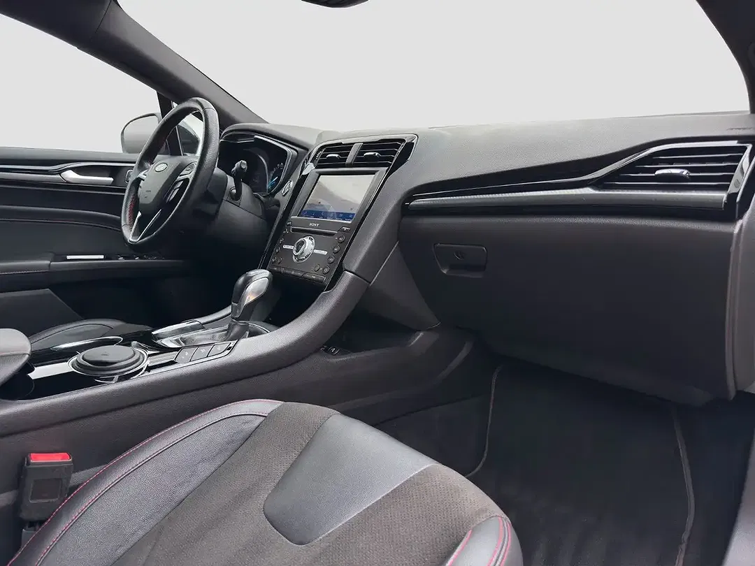 Ford Mondeo 2.0 Hybrid ST-Line - Thumbnail 9