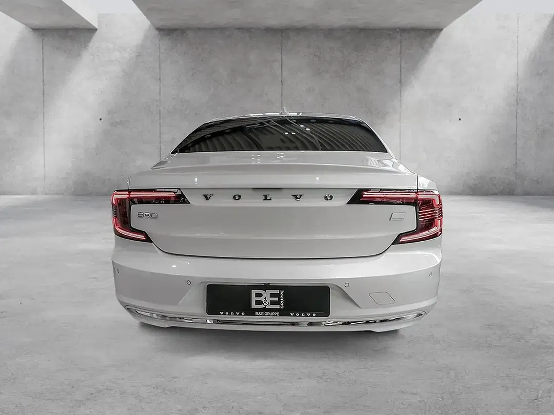 Volvo S90 T8 AWD Ultimate Dark - Thumbnail 4