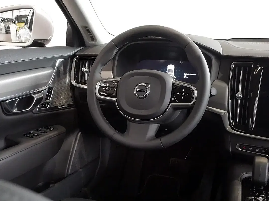 Volvo S90 T8 AWD Ultimate Dark - Thumbnail 8