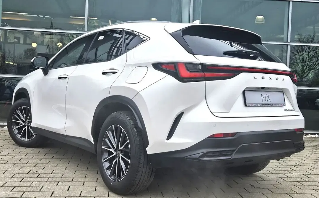 Lexus NX 350h E-FOUR Executive Line - Thumbnail 4