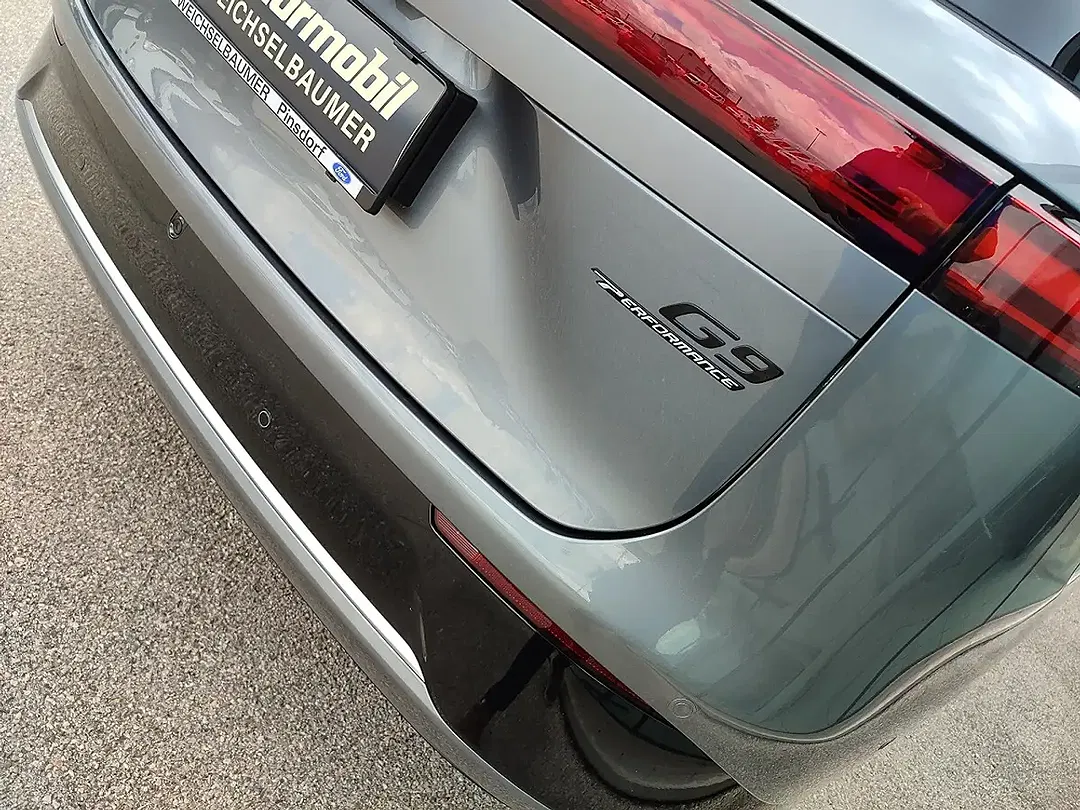Xpeng G9 AWD Performance - Thumbnail 6