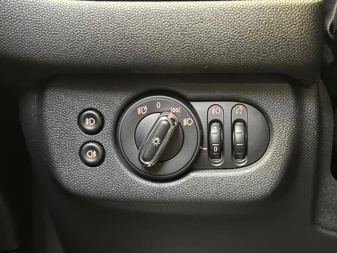 MINI Cooper Clubman 1.5 - Thumbnail 14