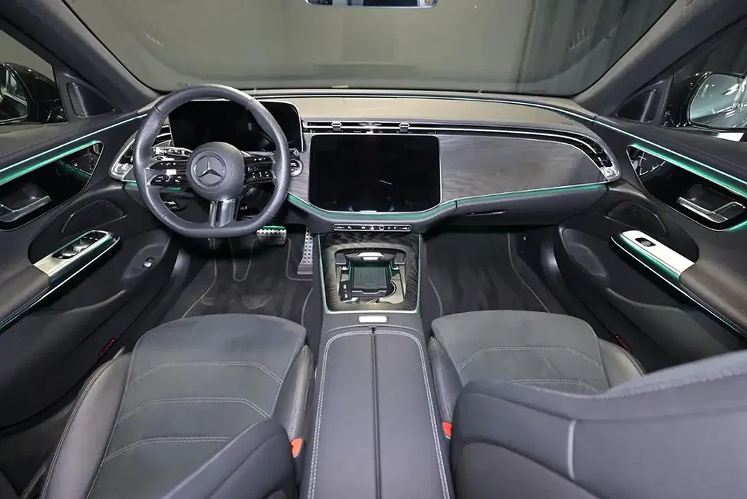 Mercedes-Benz E 220 AMG - Thumbnail 15