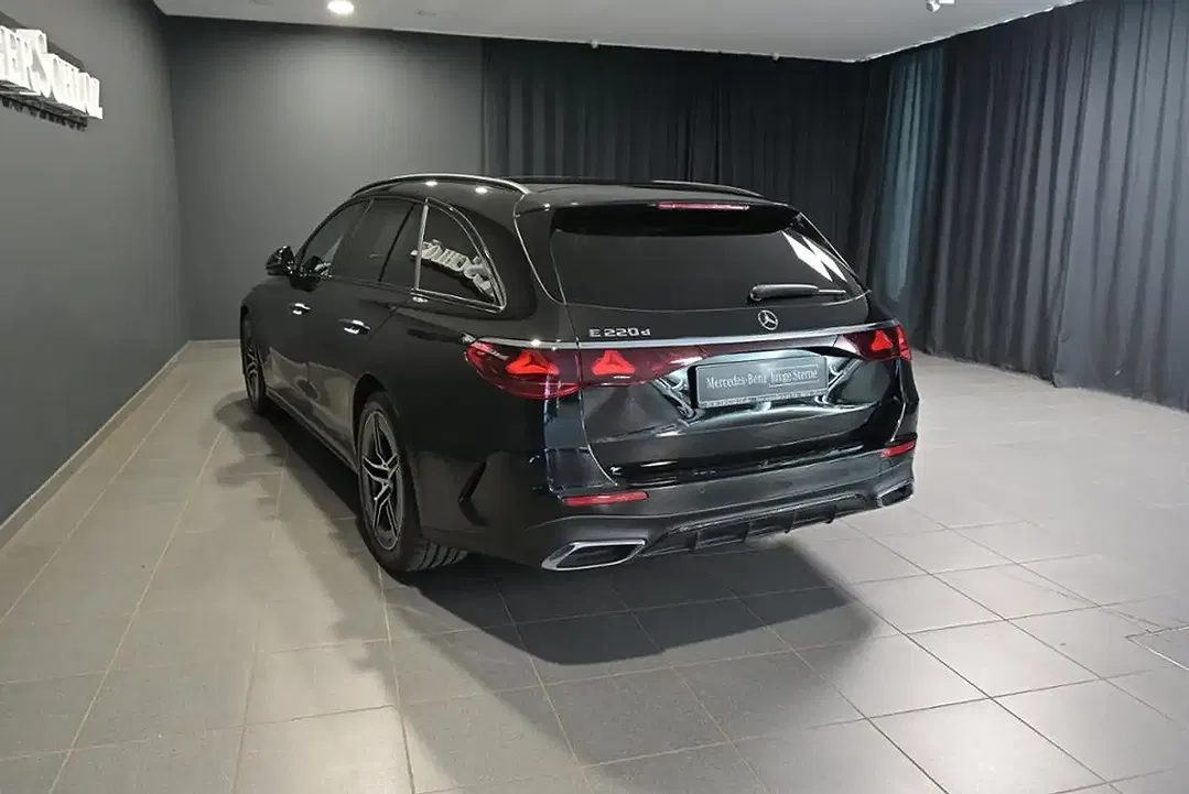 Mercedes-Benz E 220 AMG - Thumbnail 16