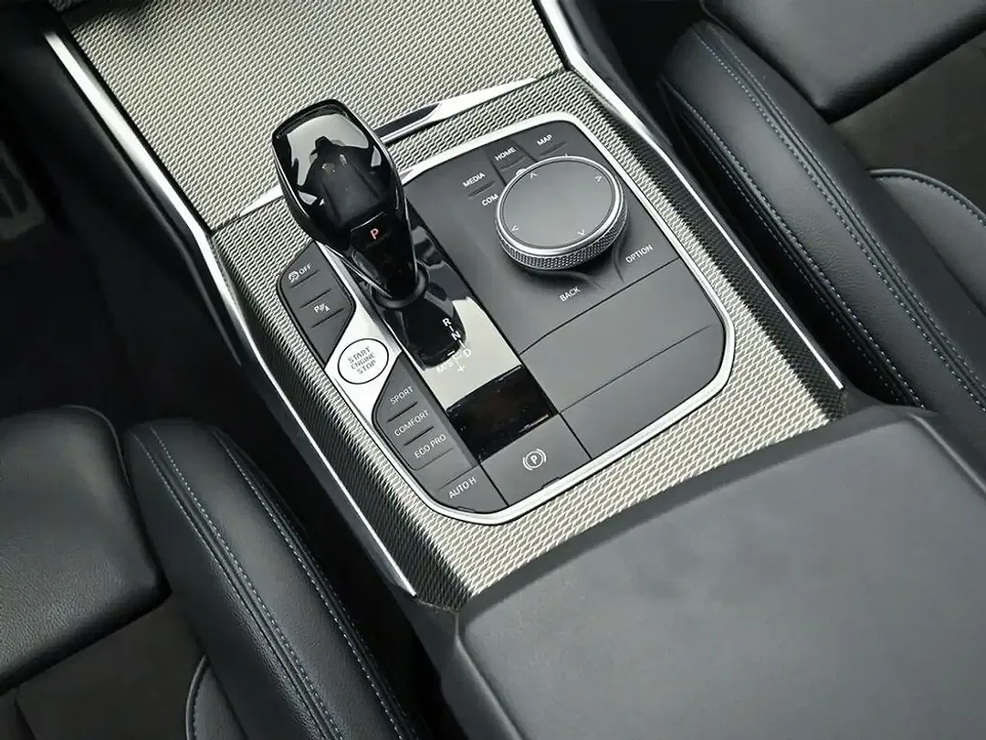 BMW 320 xDrive M Sport - Thumbnail 10