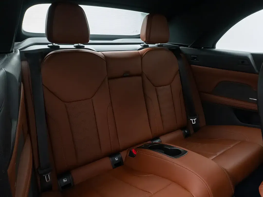 BMW M4 Competition Comfort - Thumbnail 13