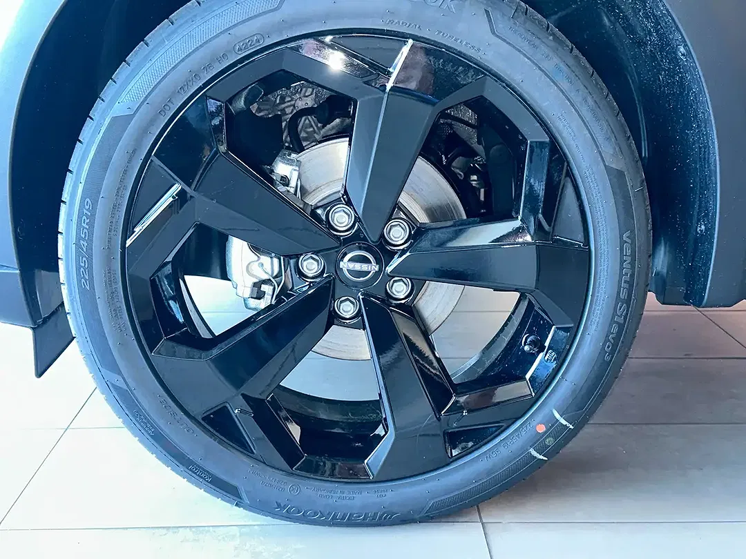 Nissan Juke AUT Tekna - Thumbnail 5