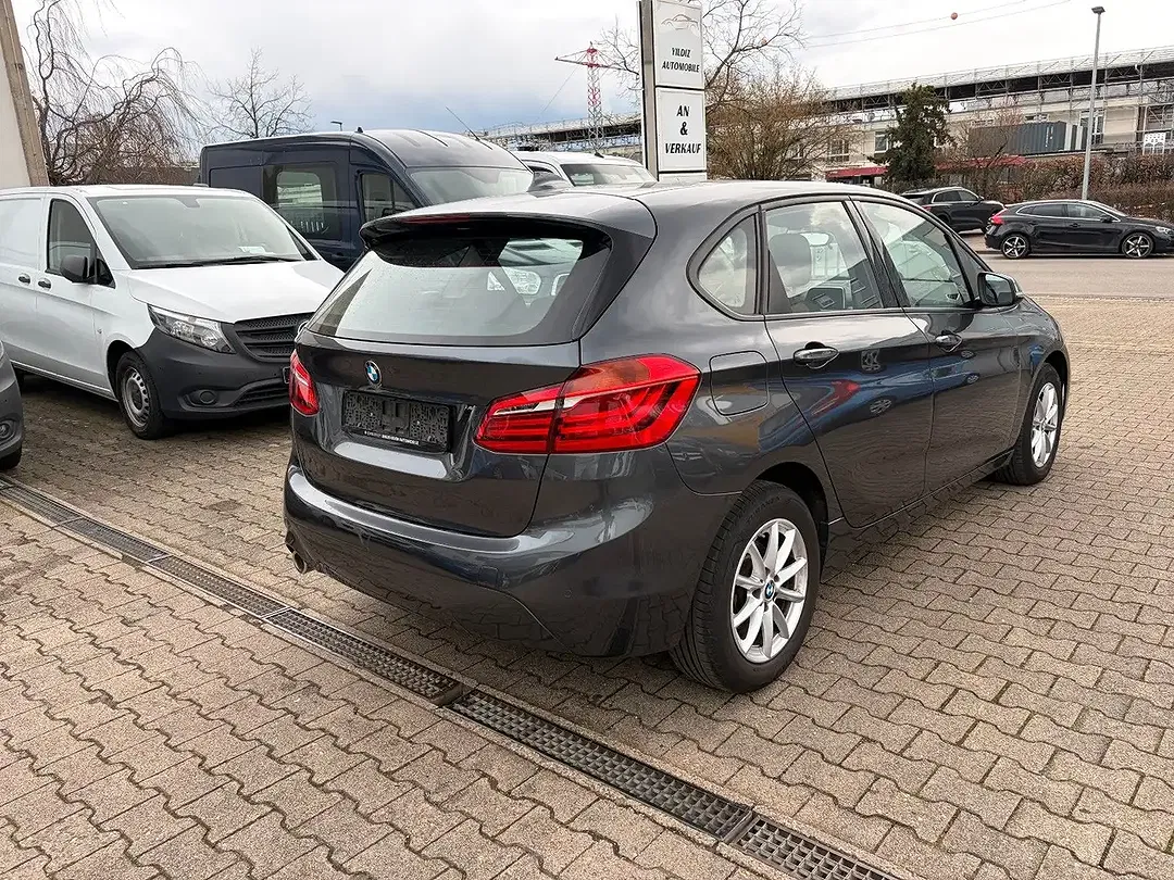 BMW 216 Active Tourer Advantage - Thumbnail 3