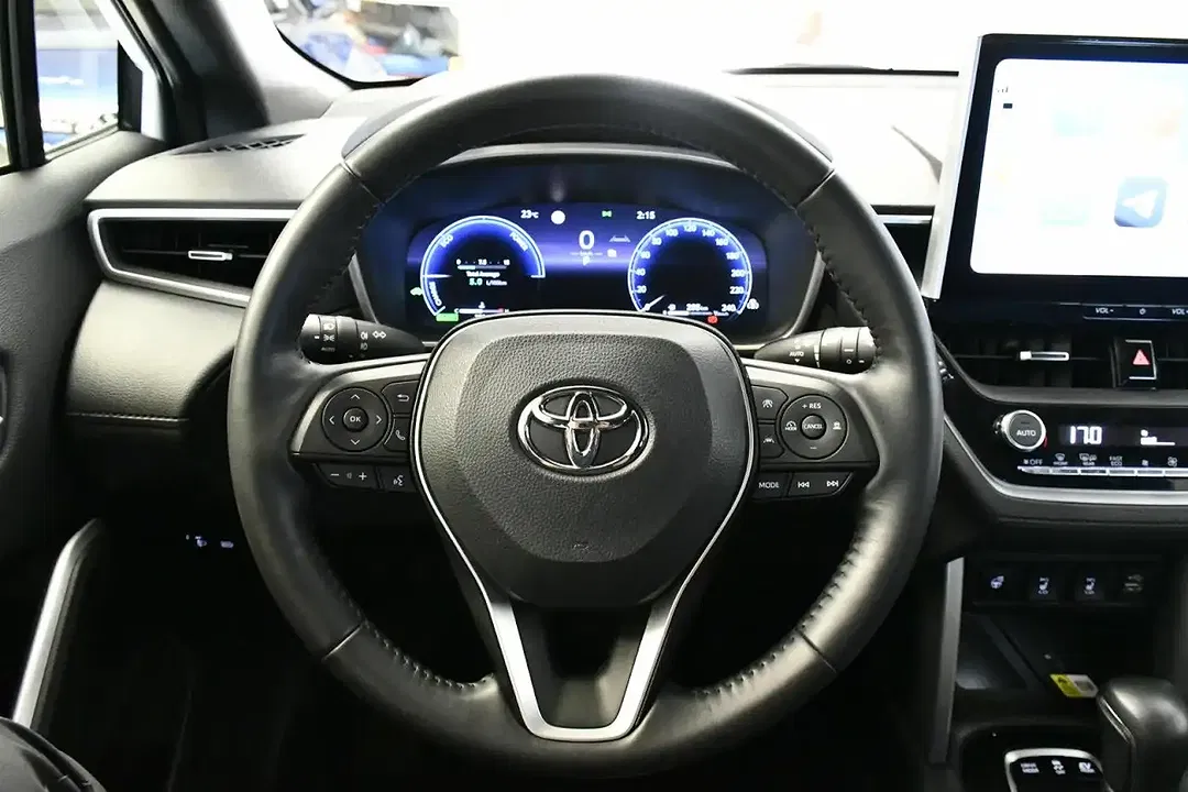 Toyota Corolla Cross Hybrid - Thumbnail 12