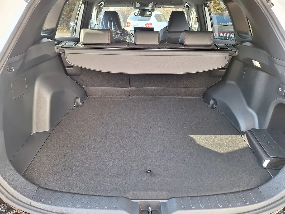 Suzuki Across Hybrid AllGrip - Thumbnail 4