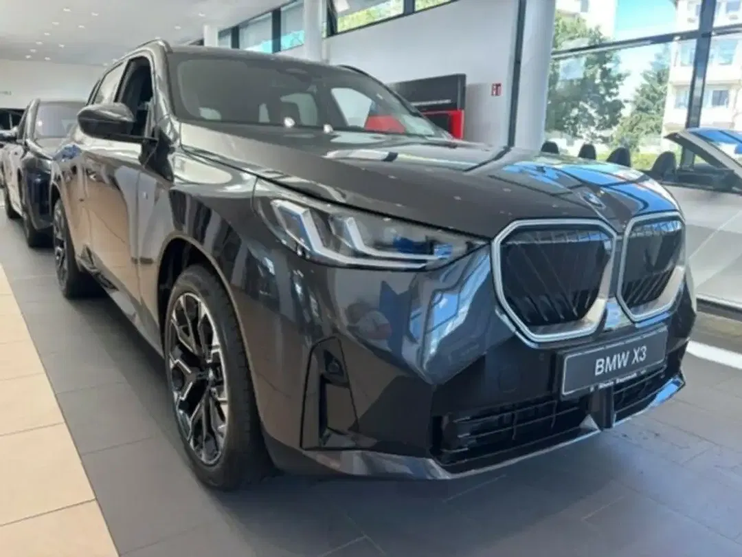 BMW X3 xDrive M - Thumbnail 3