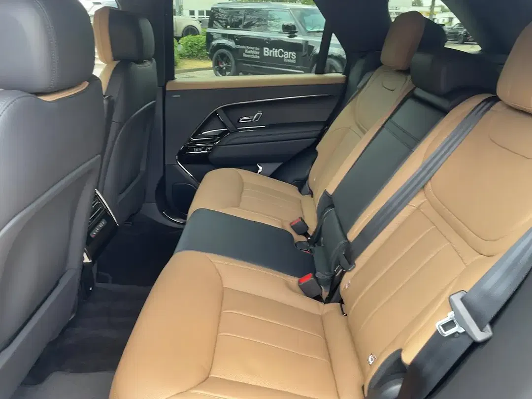 Land Rover Range Rover Sport Dynamic SE - Thumbnail 9