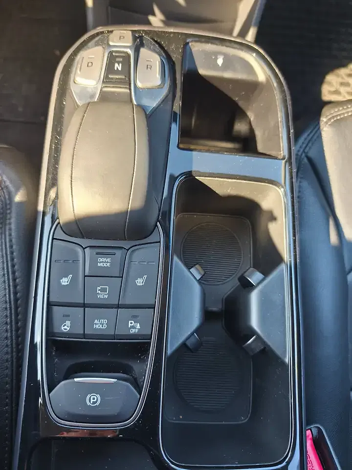 Hyundai IONIQ Style - Thumbnail 11