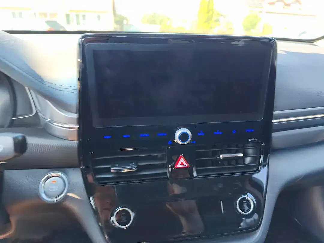 Hyundai IONIQ Style - Thumbnail 7