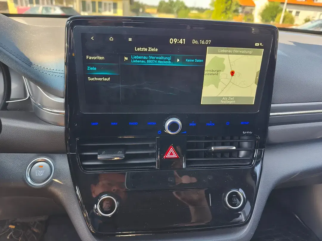 Hyundai IONIQ Style - Thumbnail 9