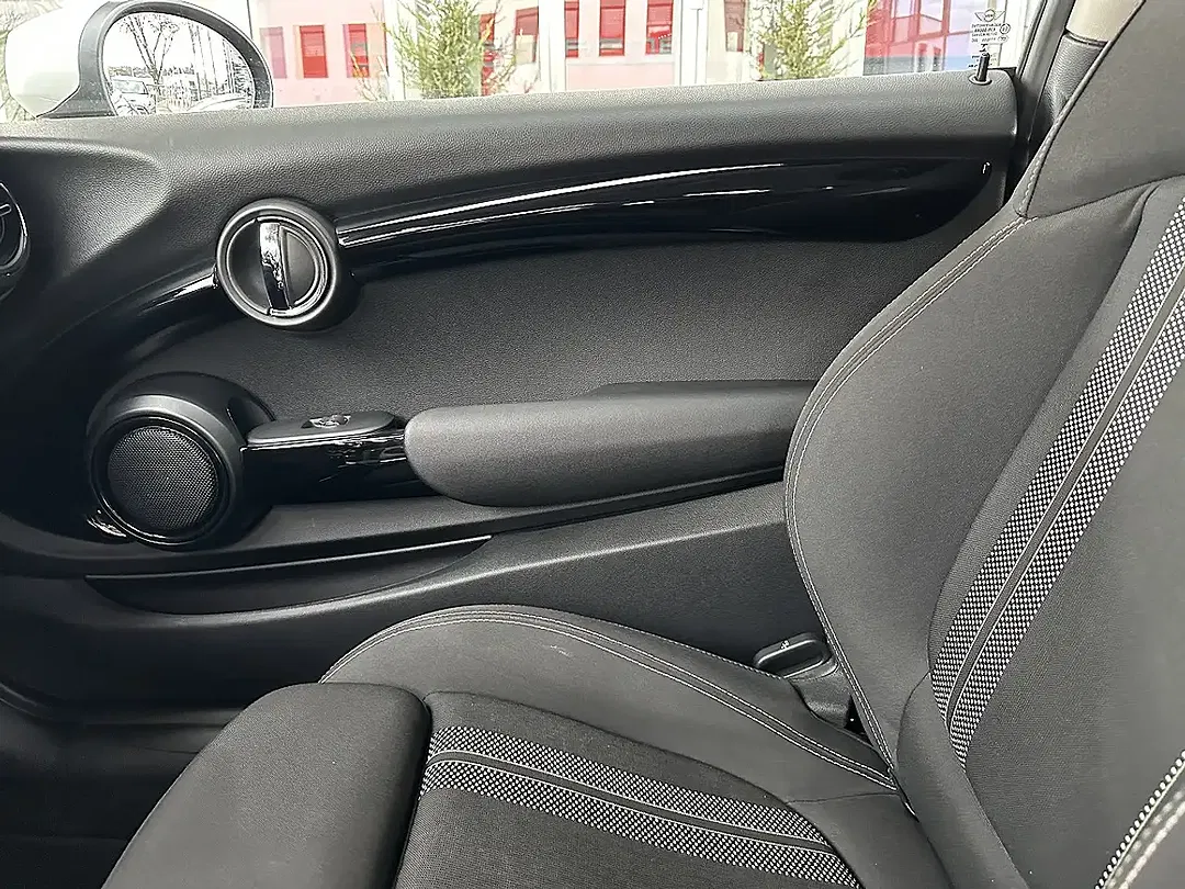 MINI Cooper S SE AUT - Thumbnail 12