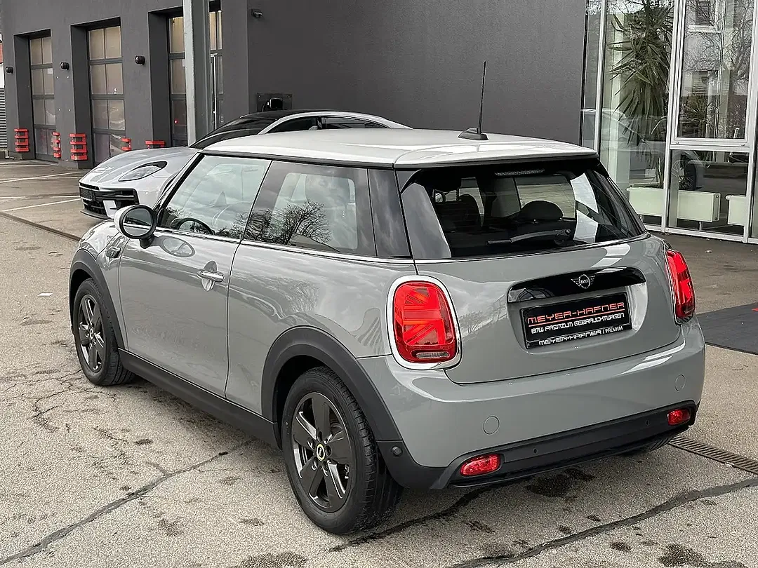 MINI Cooper S SE AUT - Thumbnail 6