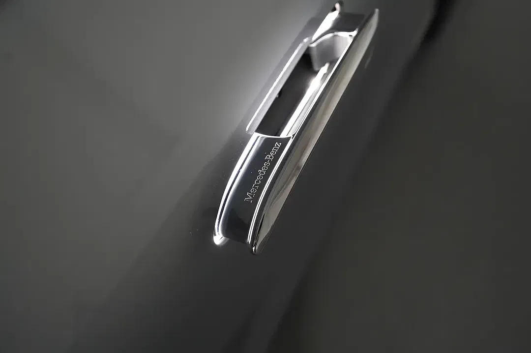 Mercedes-Benz EQS SUV 500 580 4MATIC - Thumbnail 12