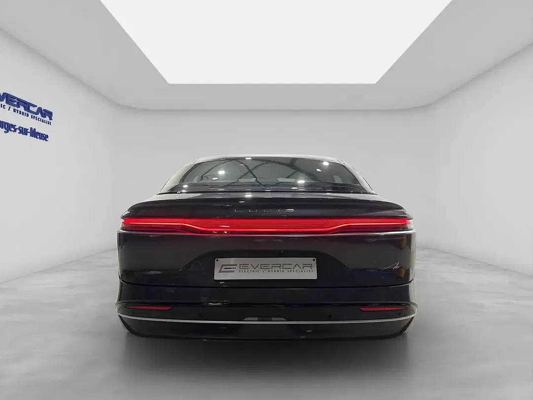 Lucid Air - Thumbnail 5