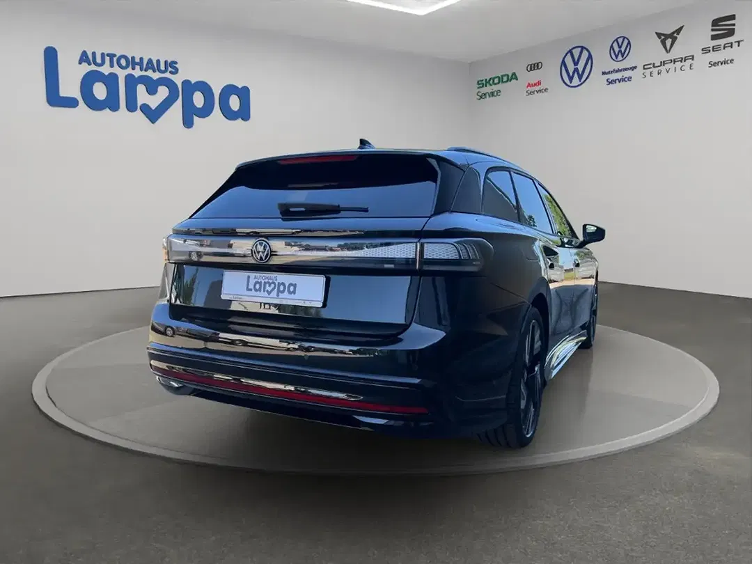Volkswagen ID.7 Pro S - Thumbnail 4