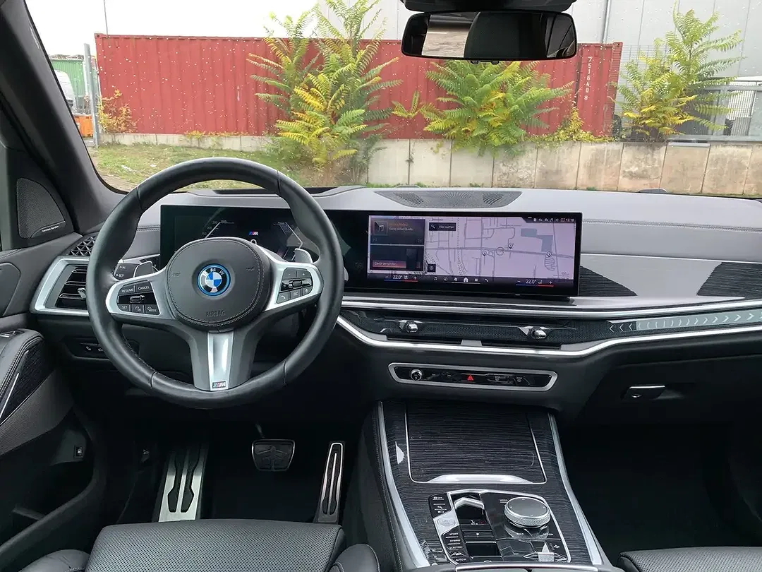 BMW X5 xDrive M Sport Pro - Thumbnail 10