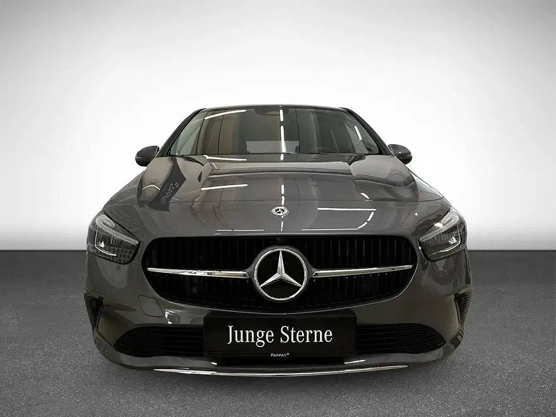 Mercedes-Benz B 180 - Thumbnail 3