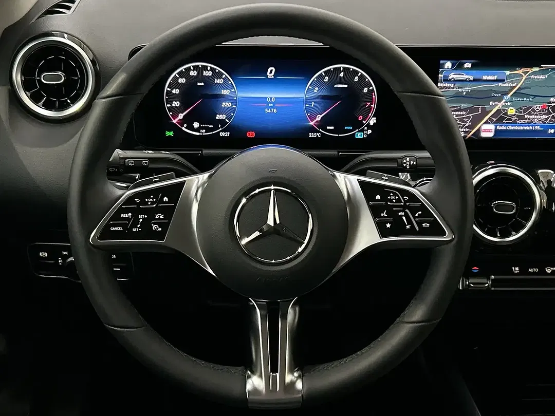 Mercedes-Benz B 180 - Thumbnail 8