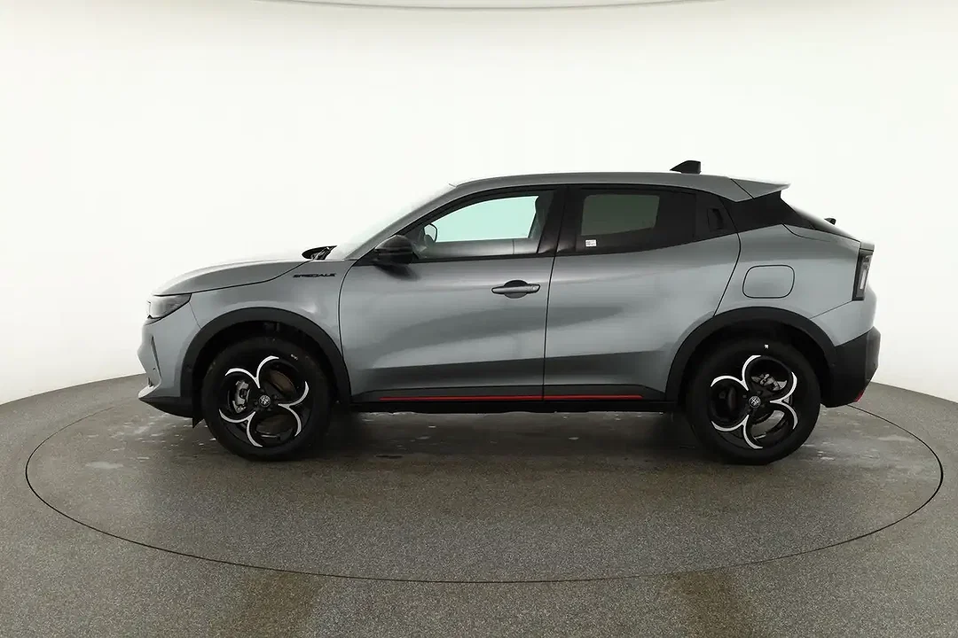 Alfa Romeo Junior 1.2 Ibrida VGT Speciale - Afbeelding 1