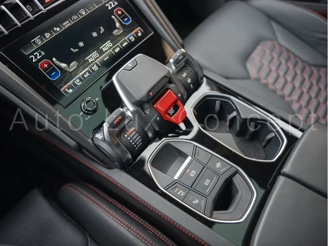 Lamborghini Urus - Thumbnail 13