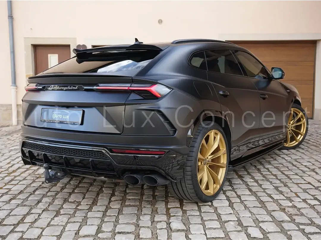 Lamborghini Urus - Thumbnail 3