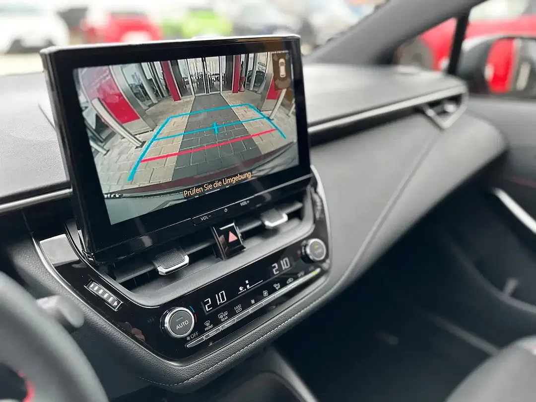 Toyota Corolla Hybrid GR Sport - Thumbnail 14