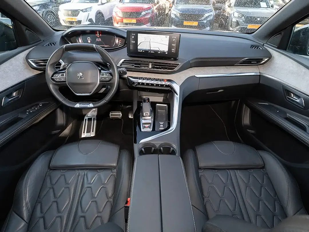 Peugeot 3008 GT - Thumbnail 11