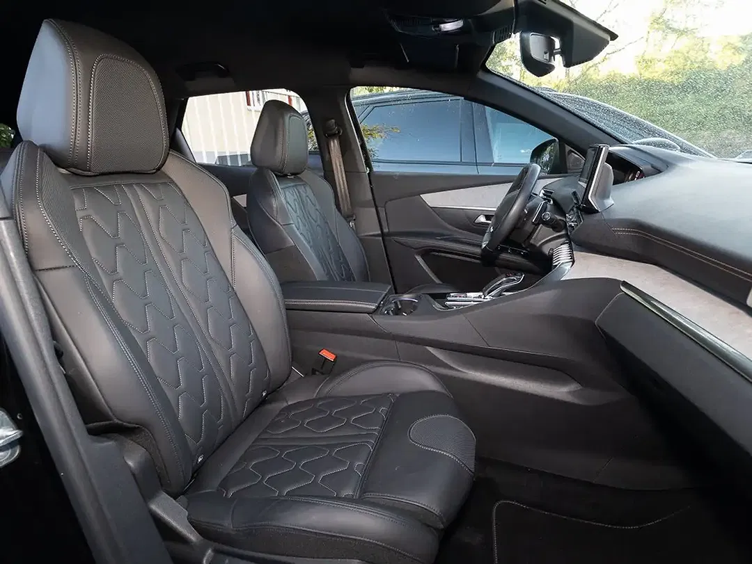 Peugeot 3008 GT - Thumbnail 12