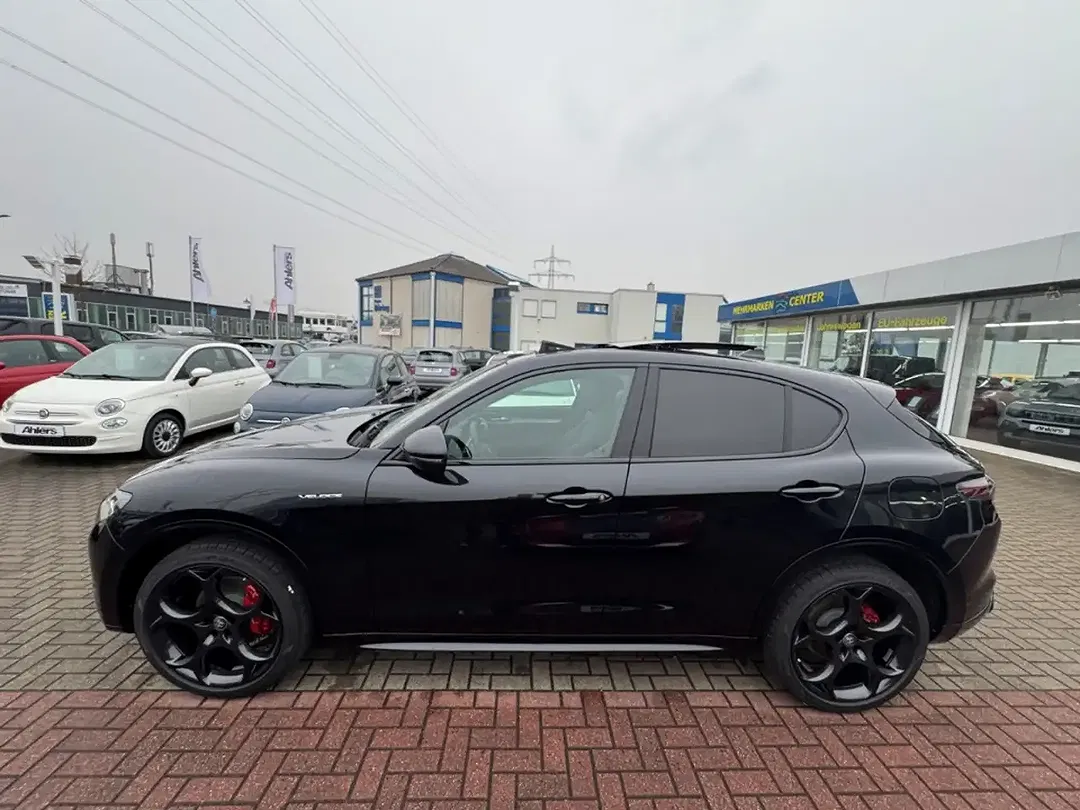 Alfa Romeo Stelvio Q4 Veloce Premium - Thumbnail 4