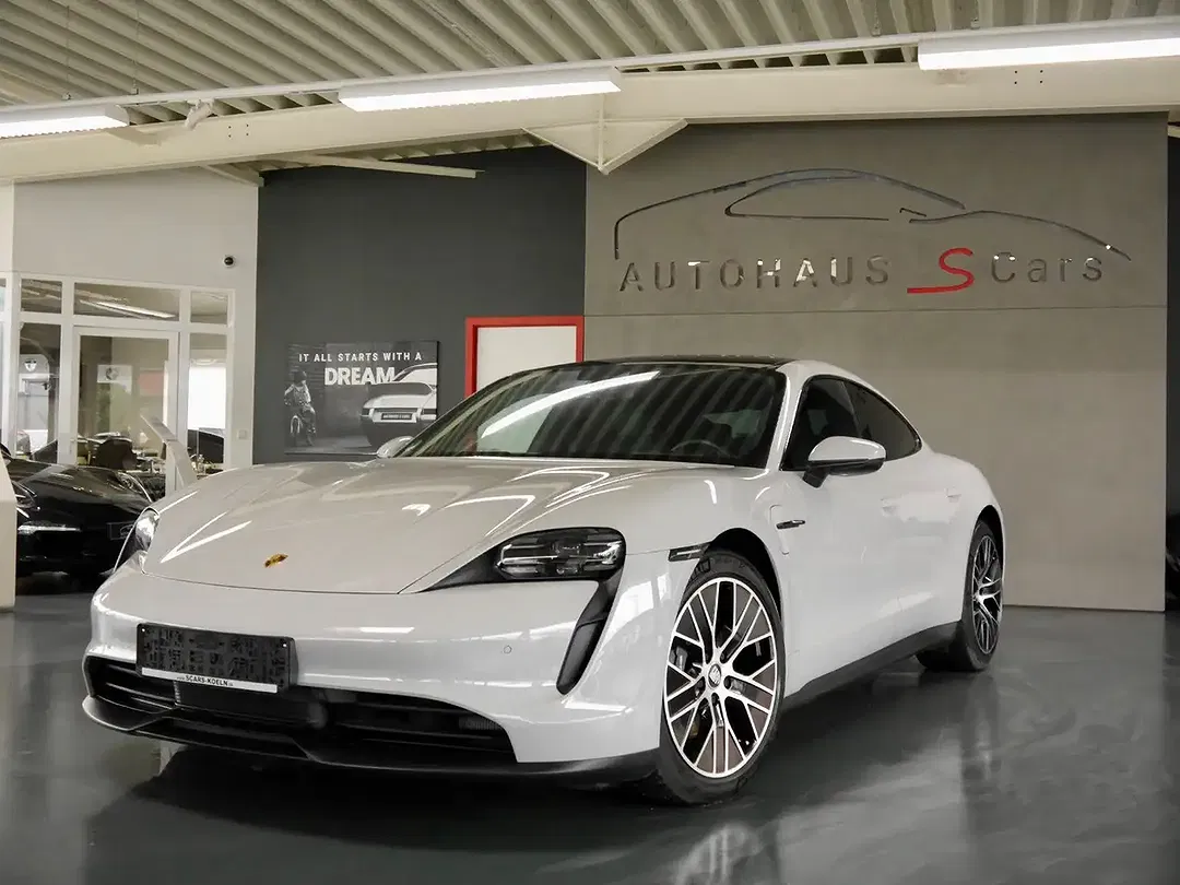 Porsche Taycan - foto 1