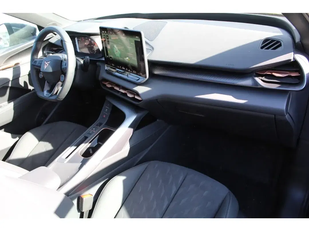 CUPRA Terramar 1.5 TSI PHEV DSG VZ Matrix LED - Thumbnail 8