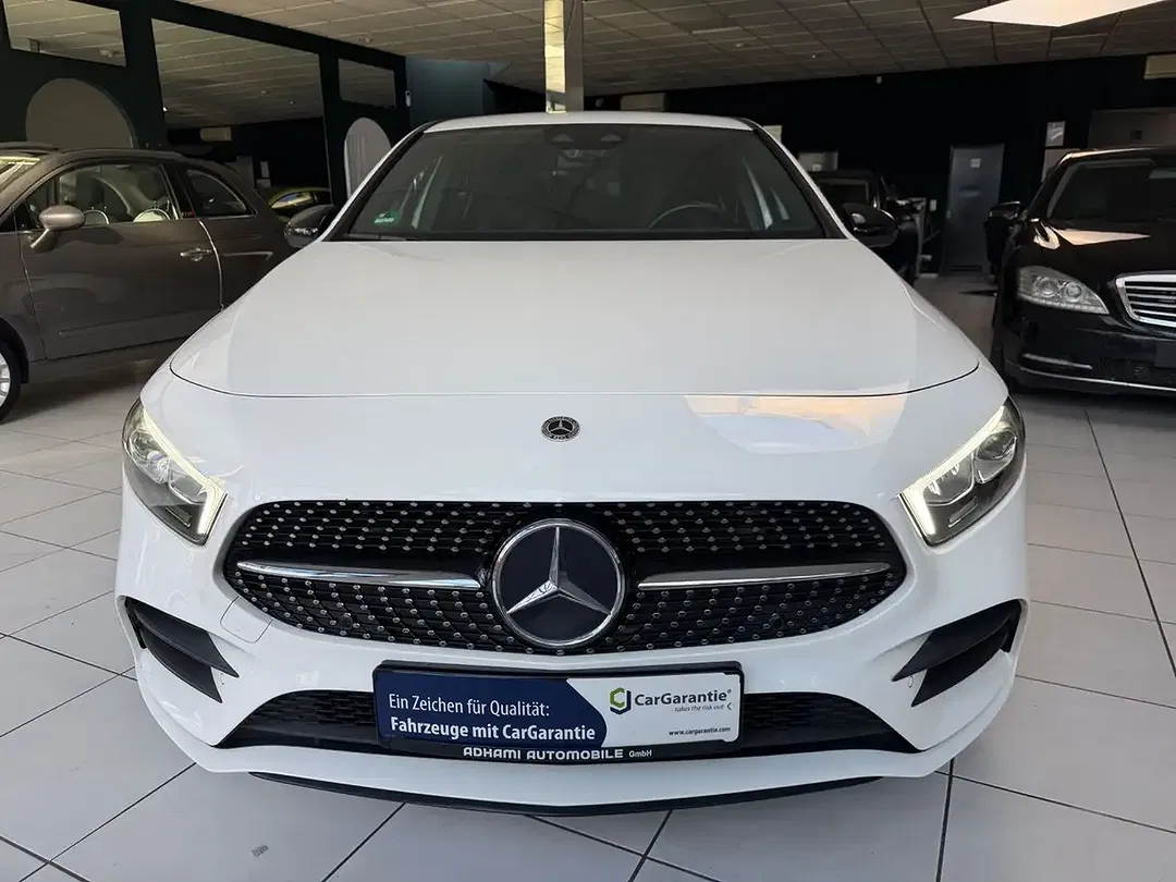 Mercedes-Benz A 180 MBUX AMG Line Night - foto 2