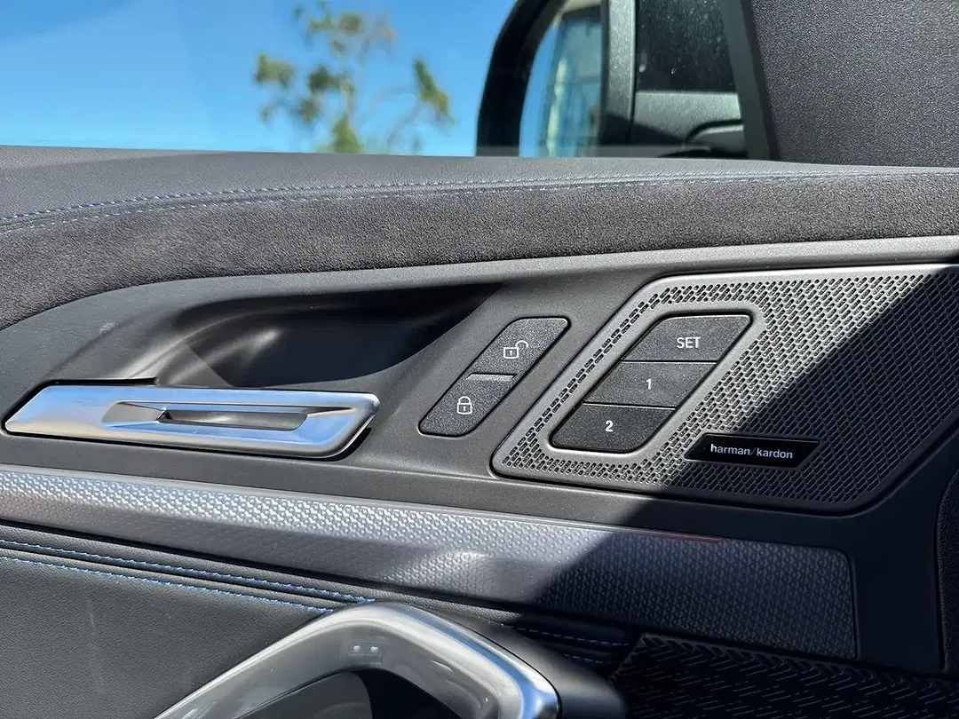 BMW iX1 Electric xDrive M Sport - Thumbnail 13