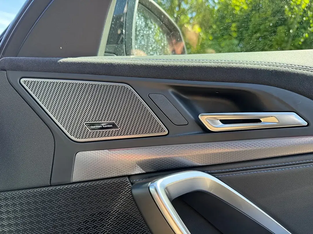 BMW iX1 Electric xDrive M Sport - Thumbnail 14