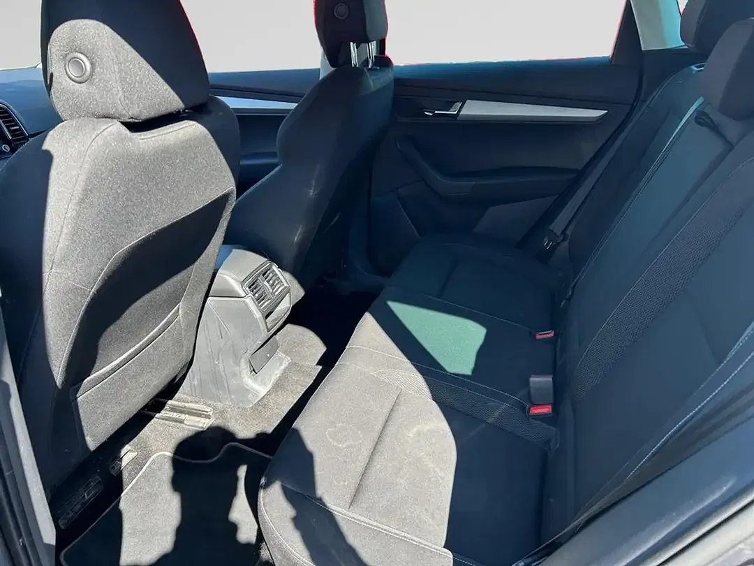 Skoda Karoq 1.0 TSI Clever - Thumbnail 7