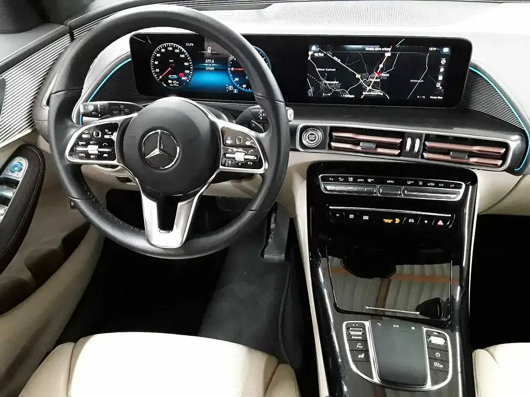 Mercedes-Benz EQC 400 4MATIC AMG - Thumbnail 5