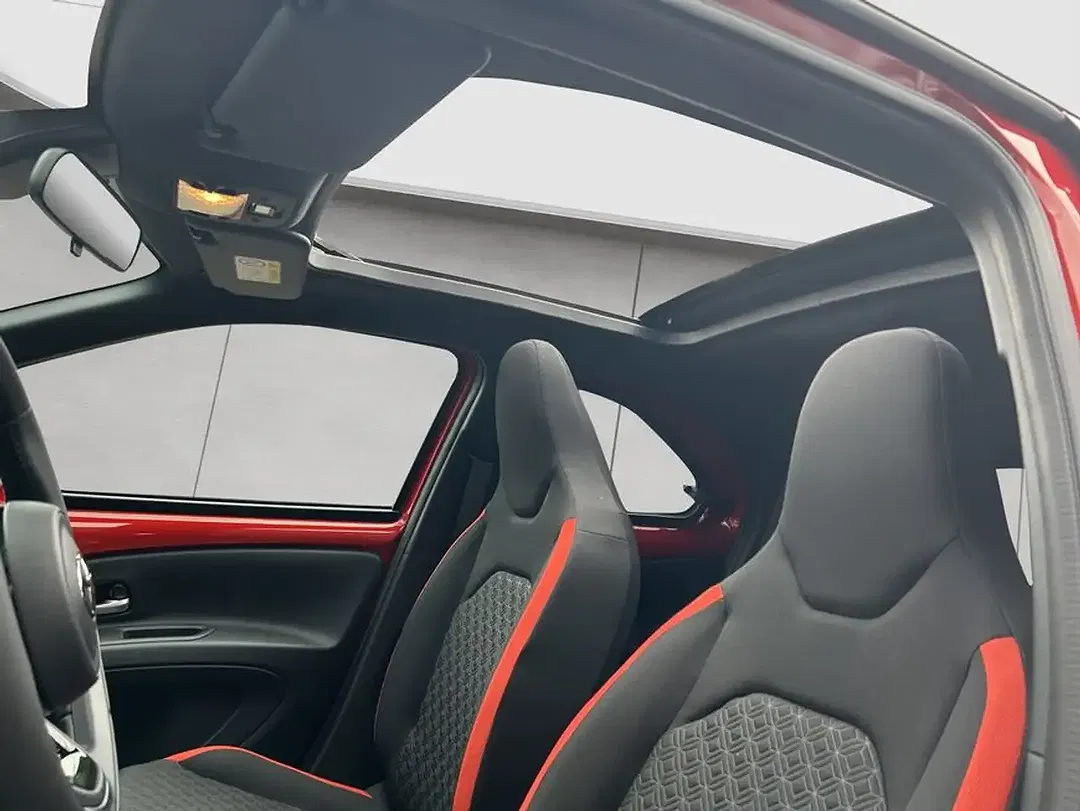 Toyota Aygo X CVT Air Teamplayer - Thumbnail 13