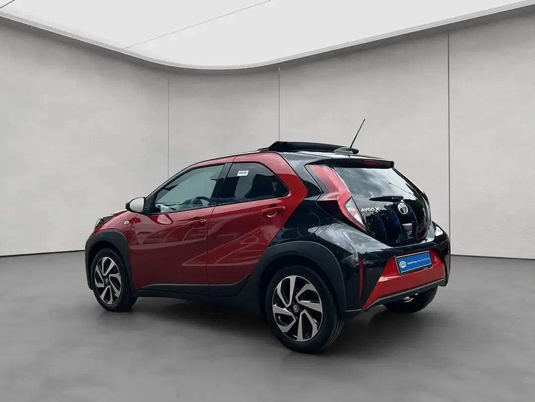 Toyota Aygo X CVT Air Teamplayer - Thumbnail 3